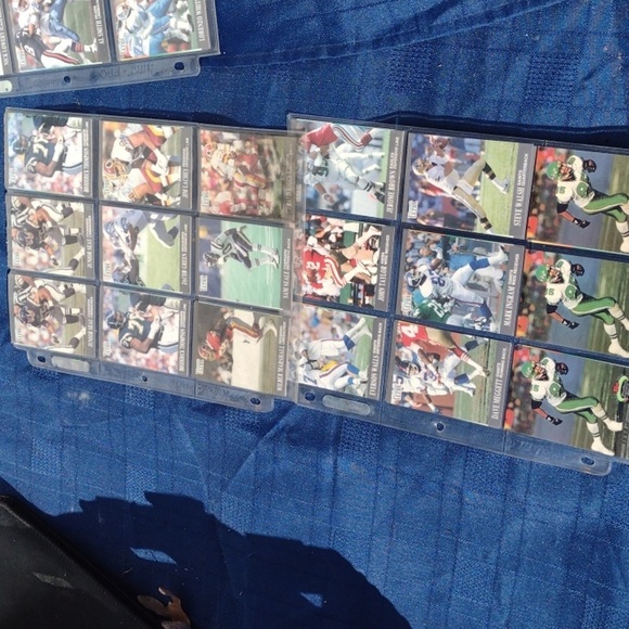 Football Card Lot - Picture 3 of 4